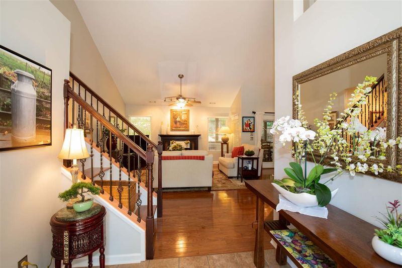 109 Martina Ct, Cary, NC 27511