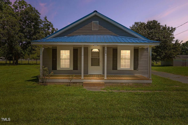 109 Mason Dr, Erwin, NC 28339