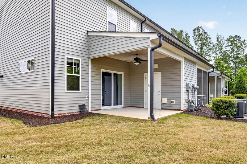 109 Mcdowell Ln, Mebane, NC 27302