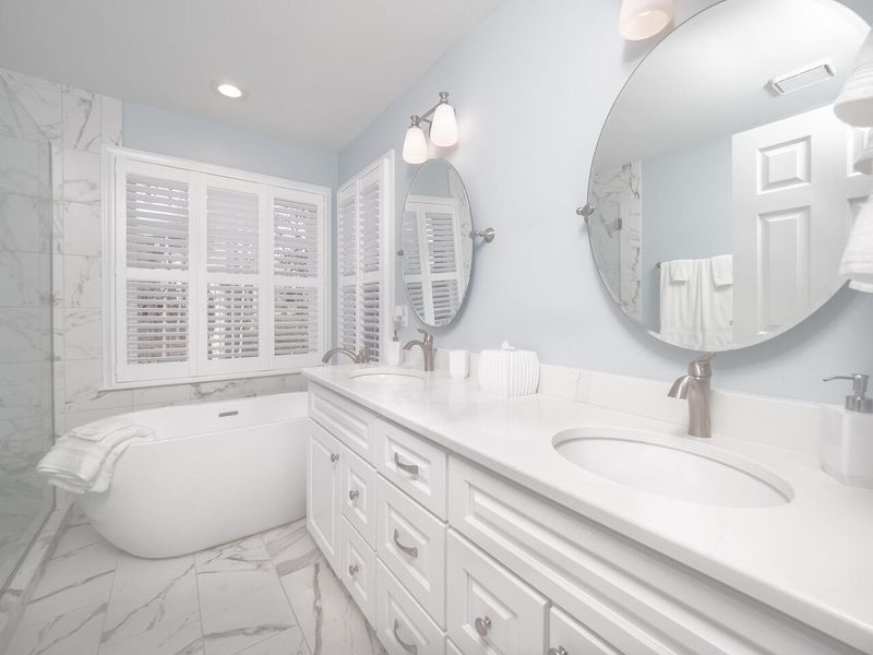 109 Merry Hill Dr, Cary, NC 27518