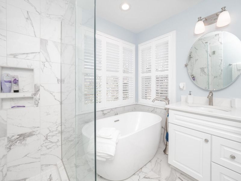 109 Merry Hill Dr, Cary, NC 27518