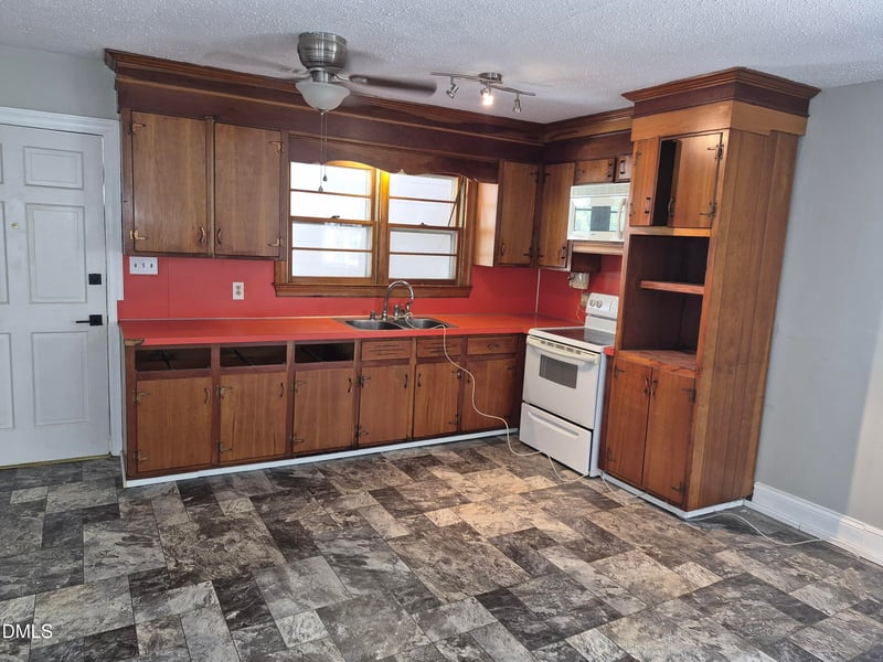 109 Moss Rd, Creedmoor, NC 27522