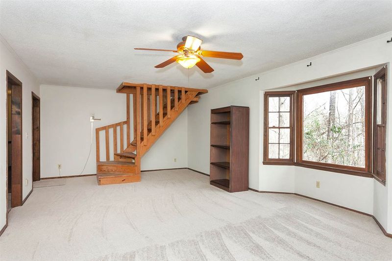 109 Neuse Harbor Dr, Knightdale, NC 27545