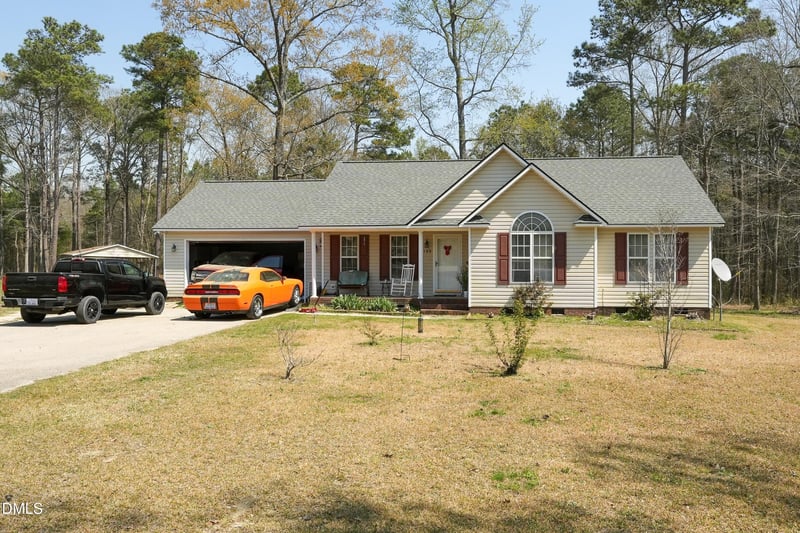 109 Nicole Dr, Benson, NC 27504