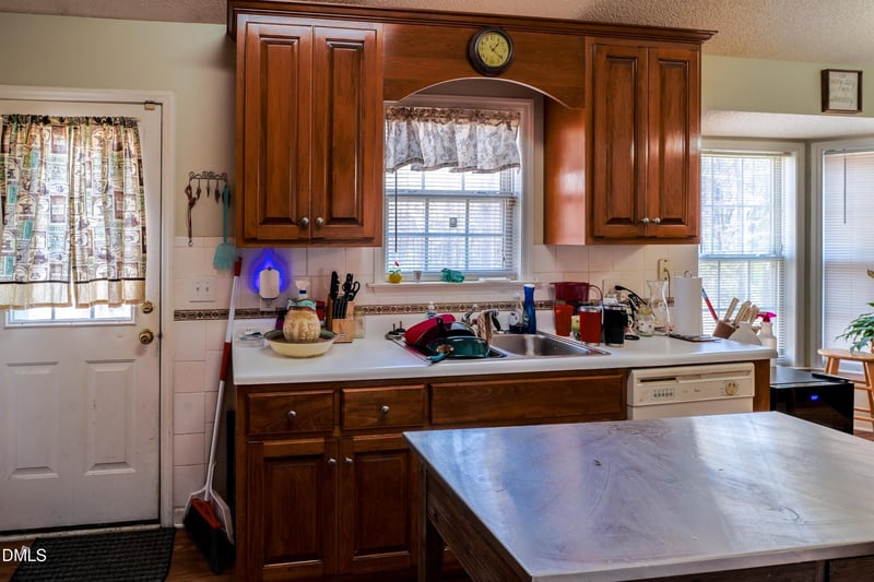 109 Nicole Dr, Benson, NC 27504