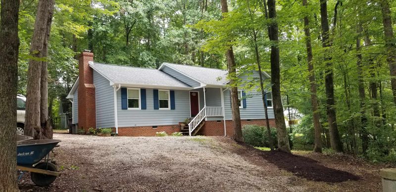 109 Nottingham Ct, Youngsville, NC 27596