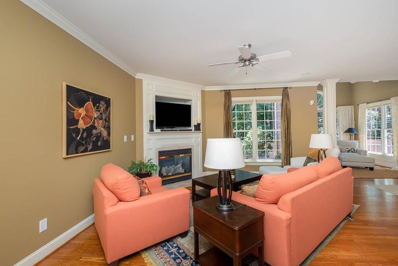 109 Nouveau Ave, Raleigh, NC 27615