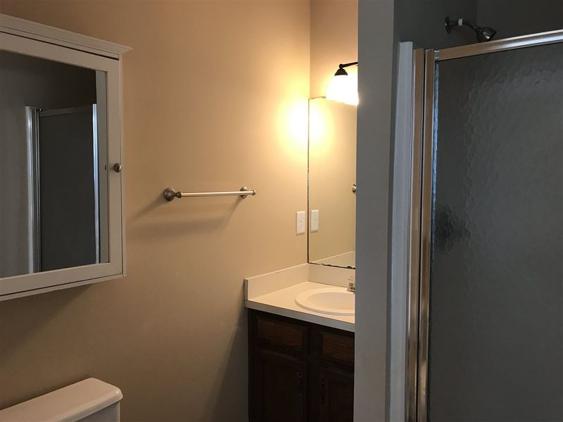 109 Oak Ridge Dr, Willow Springs, NC 27592