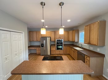 109 Oakbeech Ct, Holly Springs, NC 27540