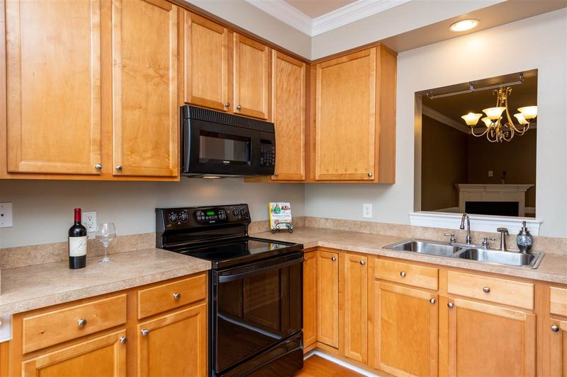 109 Old Grove Ln, Apex, NC 27502