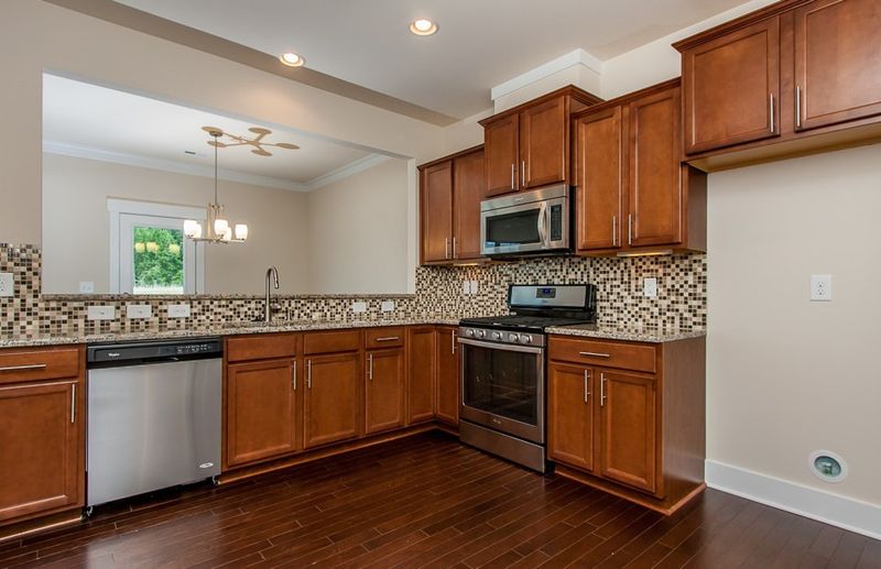 109 Olivet Loop #vatp 22, Cary, NC 27519