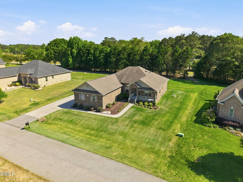 109 Paige Wynd Dr, Angier, NC 27501