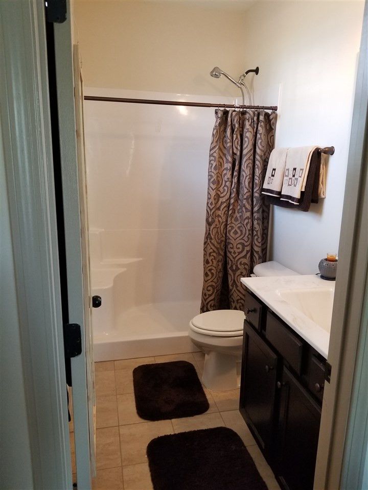 109 Parkview Dr, Clayton, NC 27520