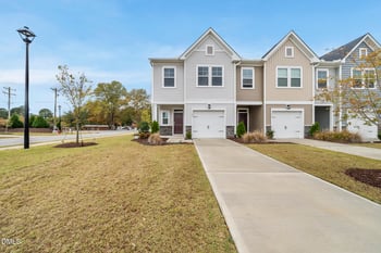 109 Peebles Dr, Smithfield, NC 27577