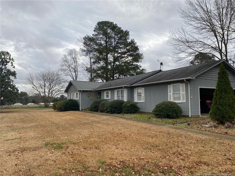 109 Perkinson Rd, Sanford, NC 27330