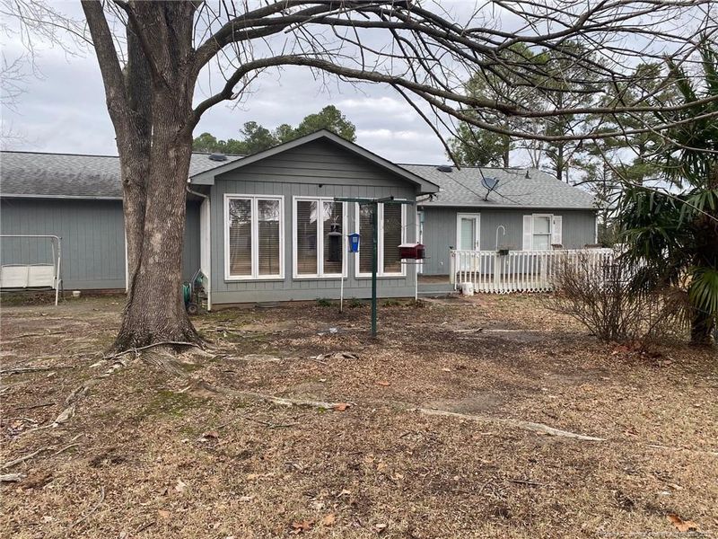 109 Perkinson Rd, Sanford, NC 27330