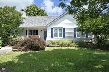 109 Perry Farms Dr, Apex, NC 27502