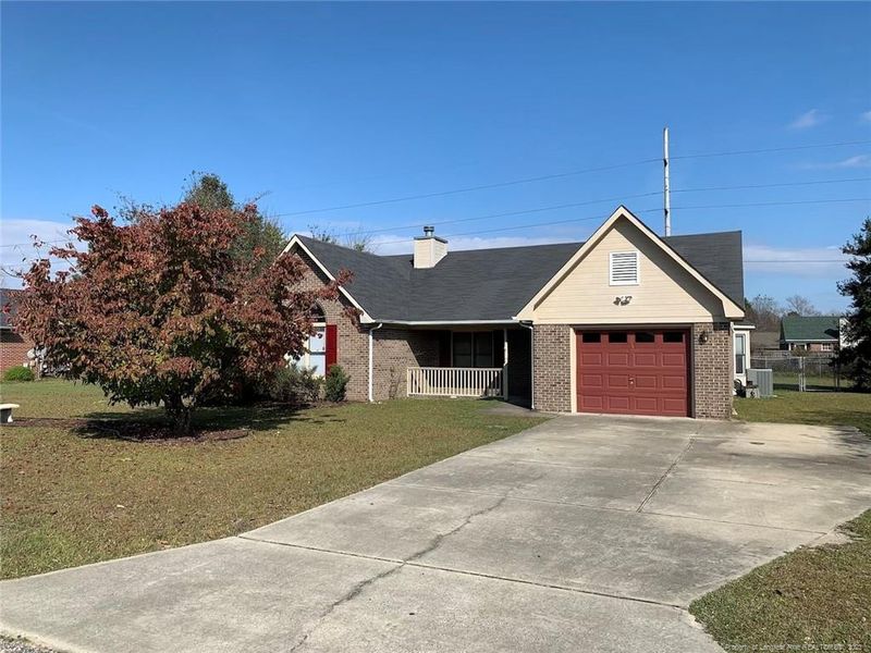 109 Pheasant Ct, Fayetteville, NC 28306