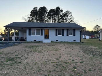 109 Pine St, Dunn, NC 28334