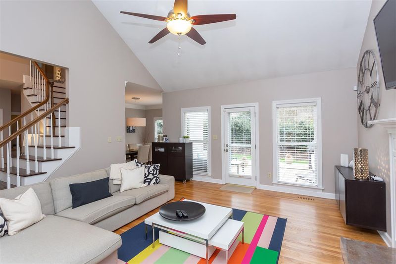 109 Piperwood Dr, Cary, NC 27518