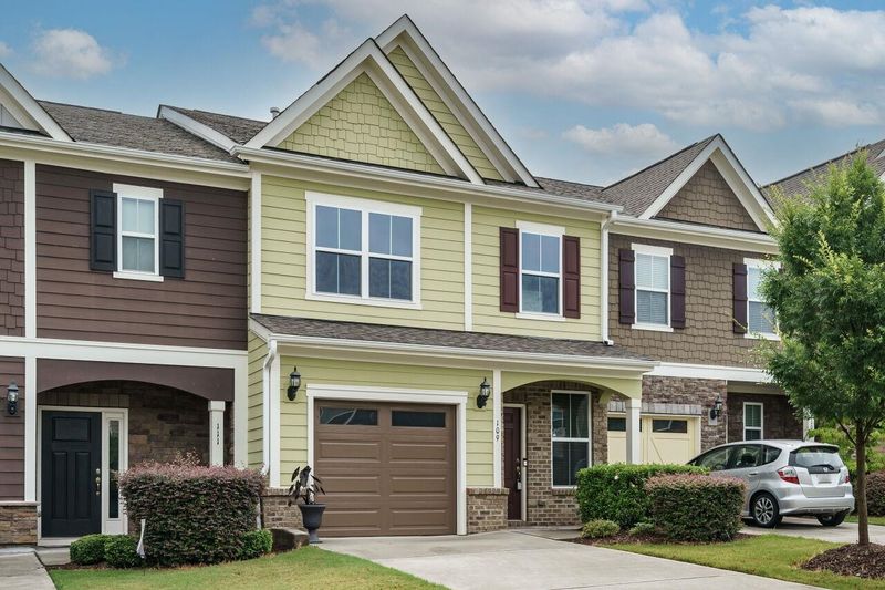 109 Pleasant Glen Ln, Apex, NC 27539