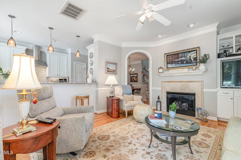 109 Presque Isle Ln, Chapel Hill, NC 27514