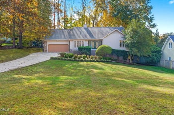 109 Prince William Ln, Cary, NC 27511