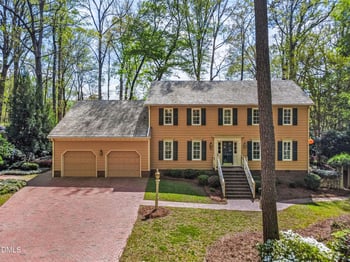 109 Queensferry Rd, Cary, NC 27511