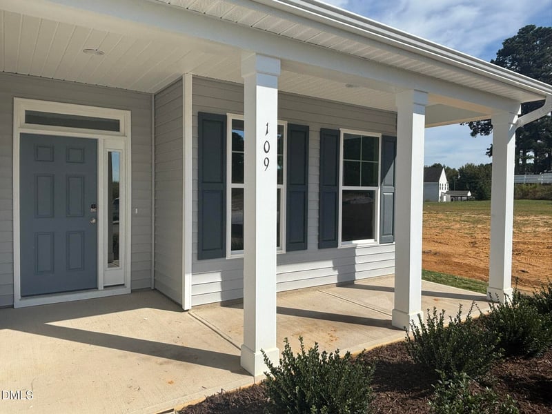 109 Quilting Dr, Benson, NC 27504