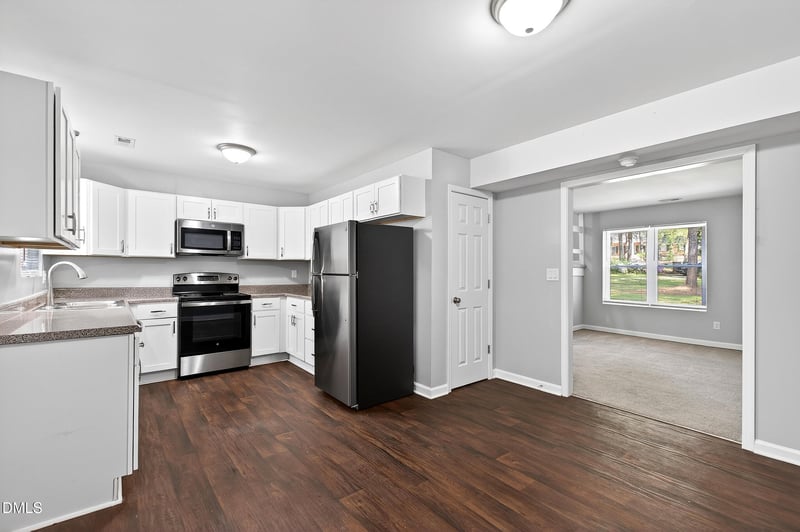109 Rainbow #109-111, Cary, NC 27511
