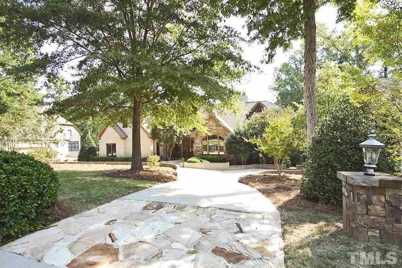 109 Raphael Dr, Cary, NC 27511