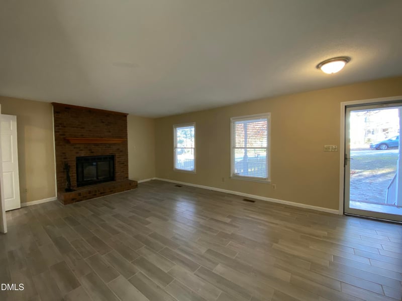 109 Remington Woods Dr, Wake Forest, NC 27587