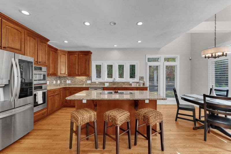 109 Richelieu Dr, Cary, NC 27518