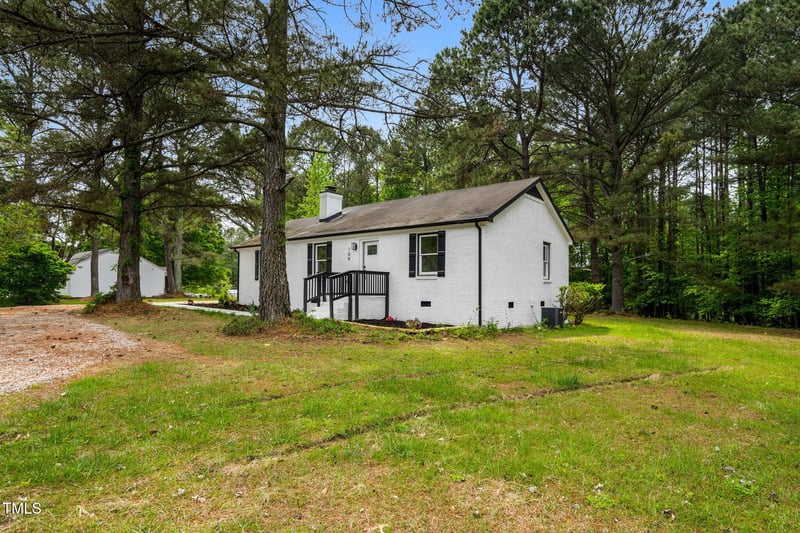 109 Riverbend Dr, Archer Lodge, NC 27527