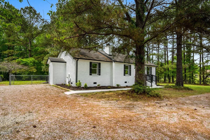 109 Riverbend Dr, Archer Lodge, NC 27527