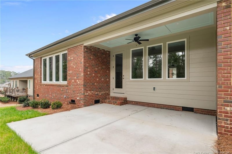 109 Rosemont Ln, Sanford, NC 27330