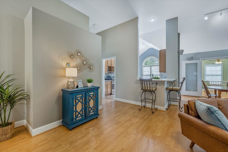 109 Rother Ln, Durham, NC 27707