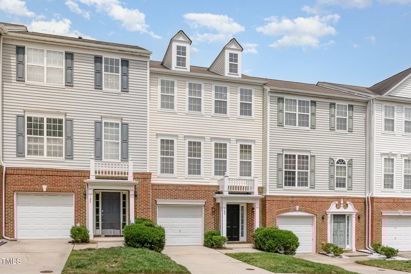 109 Ruby Walk Dr, Morrisville, NC 27560