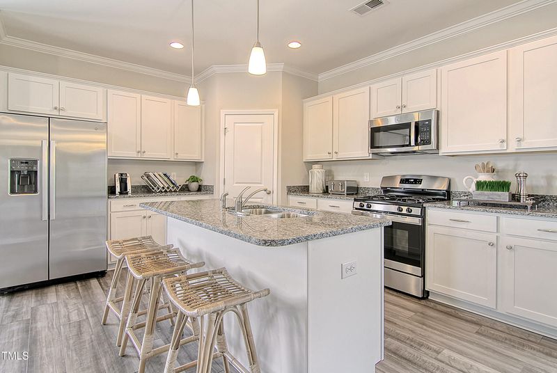 109 Sagamore Ave, Angier, NC 27501