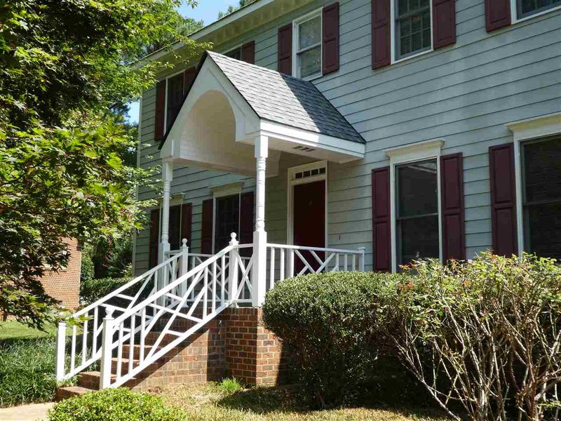 109 Shadow Bend Ln, Cary, NC 27518