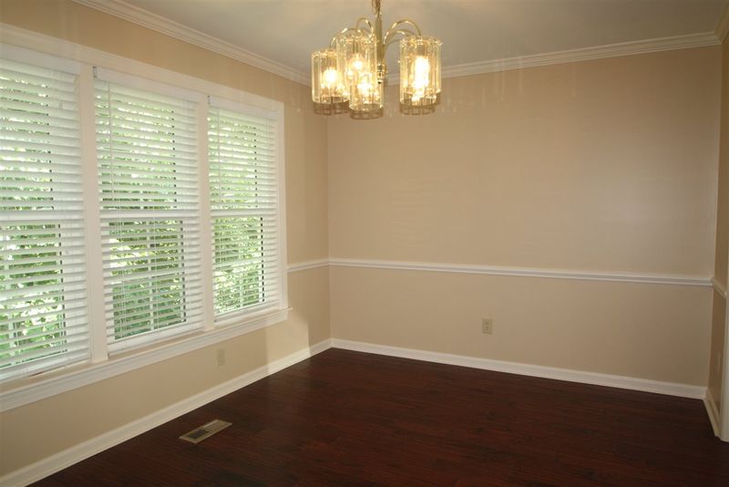 109 Silverridge Ct, Cary, NC 27513