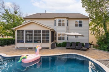 109 Skywater Ln, Holly Springs, NC 27540