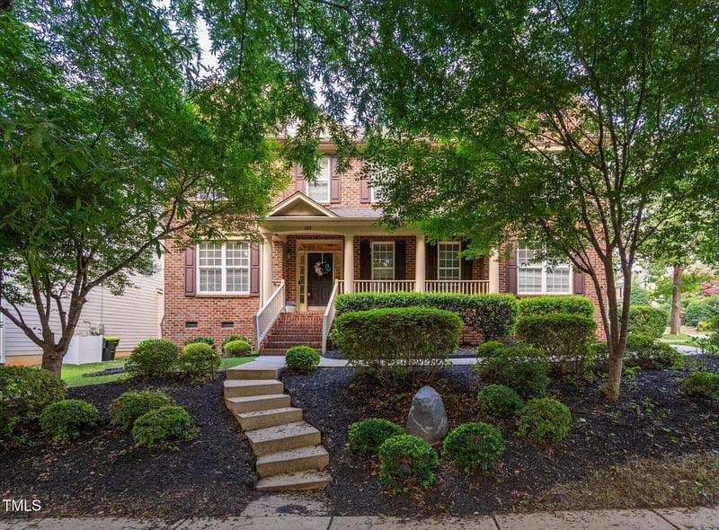 109 Skywater Ln, Holly Springs, NC 27540