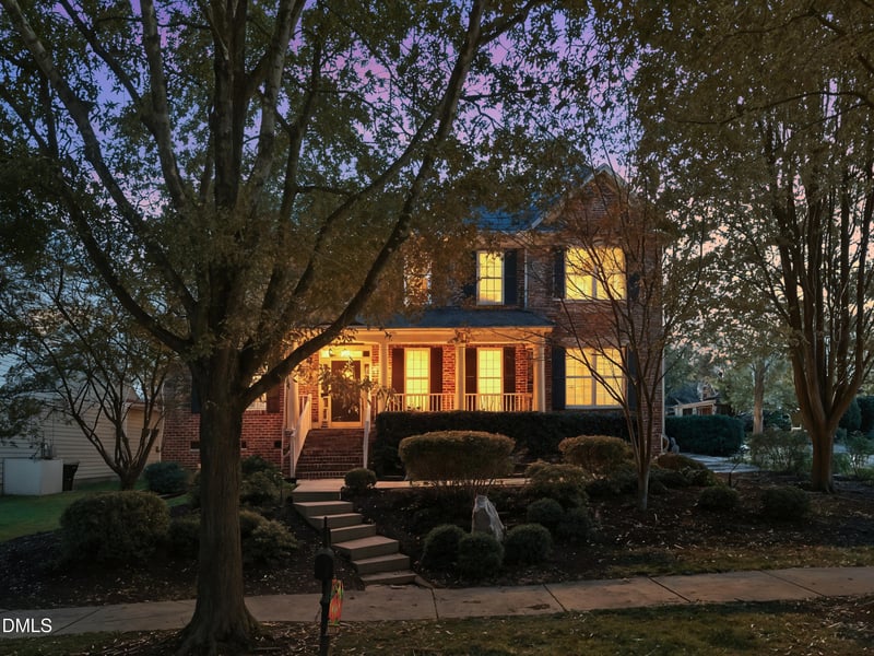 109 Skywater Ln, Holly Springs, NC 27540