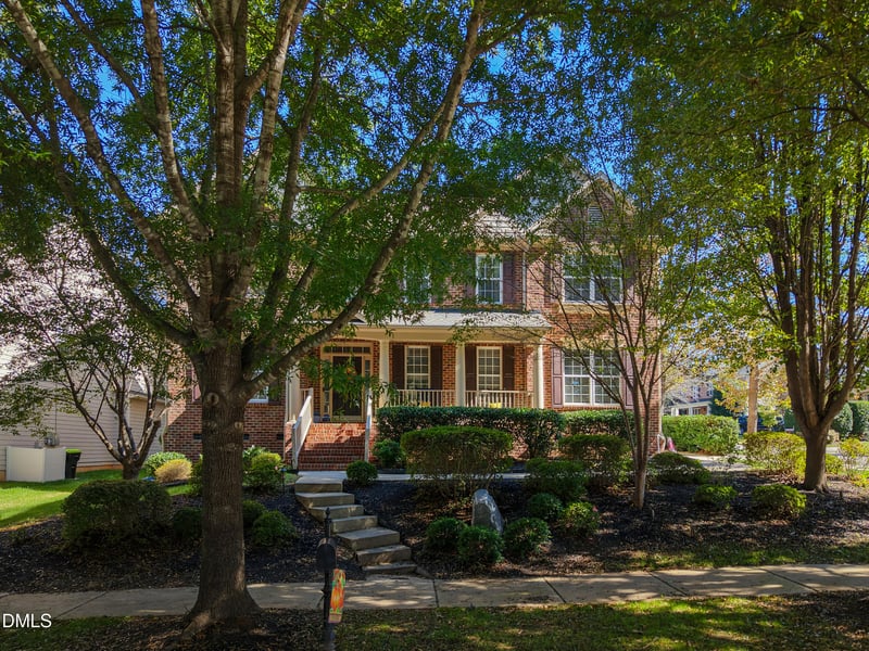 109 Skywater Ln, Holly Springs, NC 27540