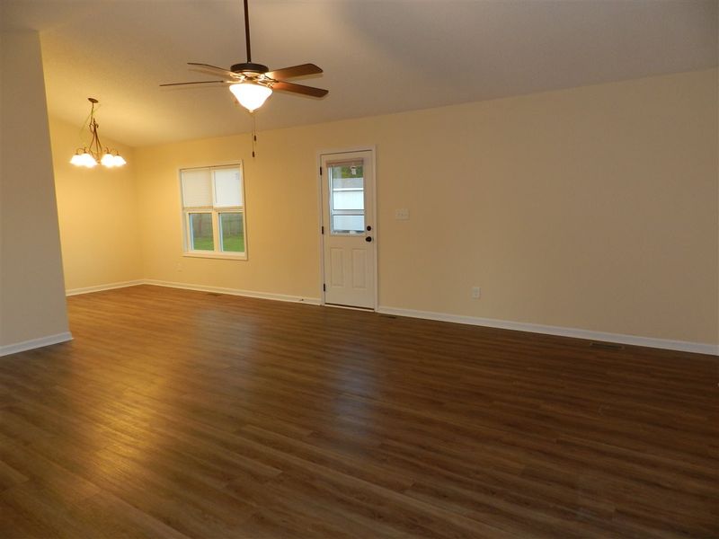 109 Southgate Dr, Garner, NC 27529