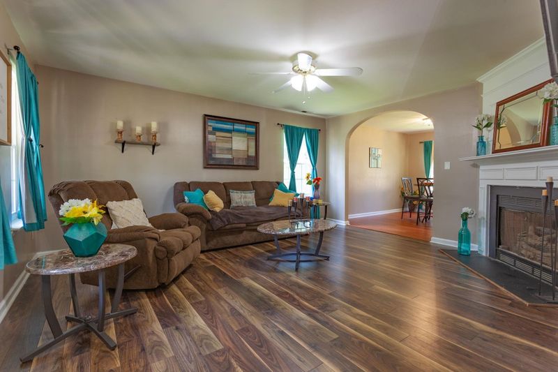 109 Spring Dove Ln, Apex, NC 27539