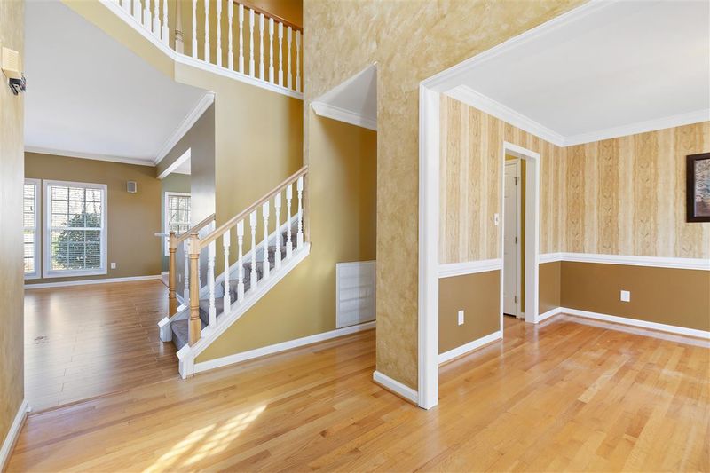 109 Stablegate Dr, Cary, NC 27513