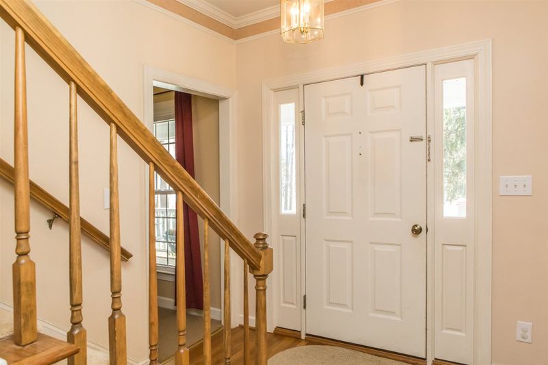 109 Stoneham Ct, Mebane, NC 27302