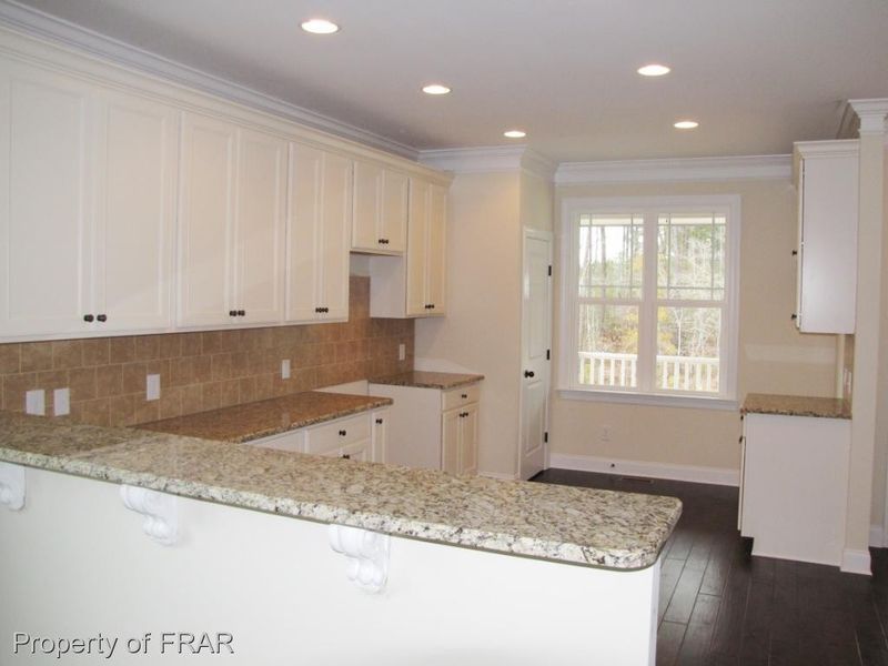 109 Streamside Dr, Sanford, NC 27330